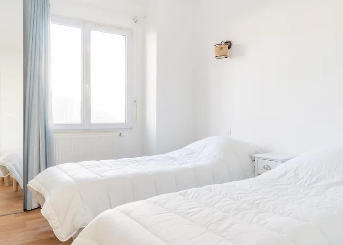 Maison De Bourg à Deux Pas De La